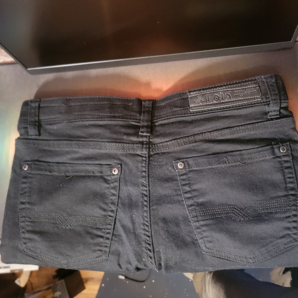 Lois stretch jeans.